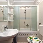 Charming With Balcony And Pool * Peroj